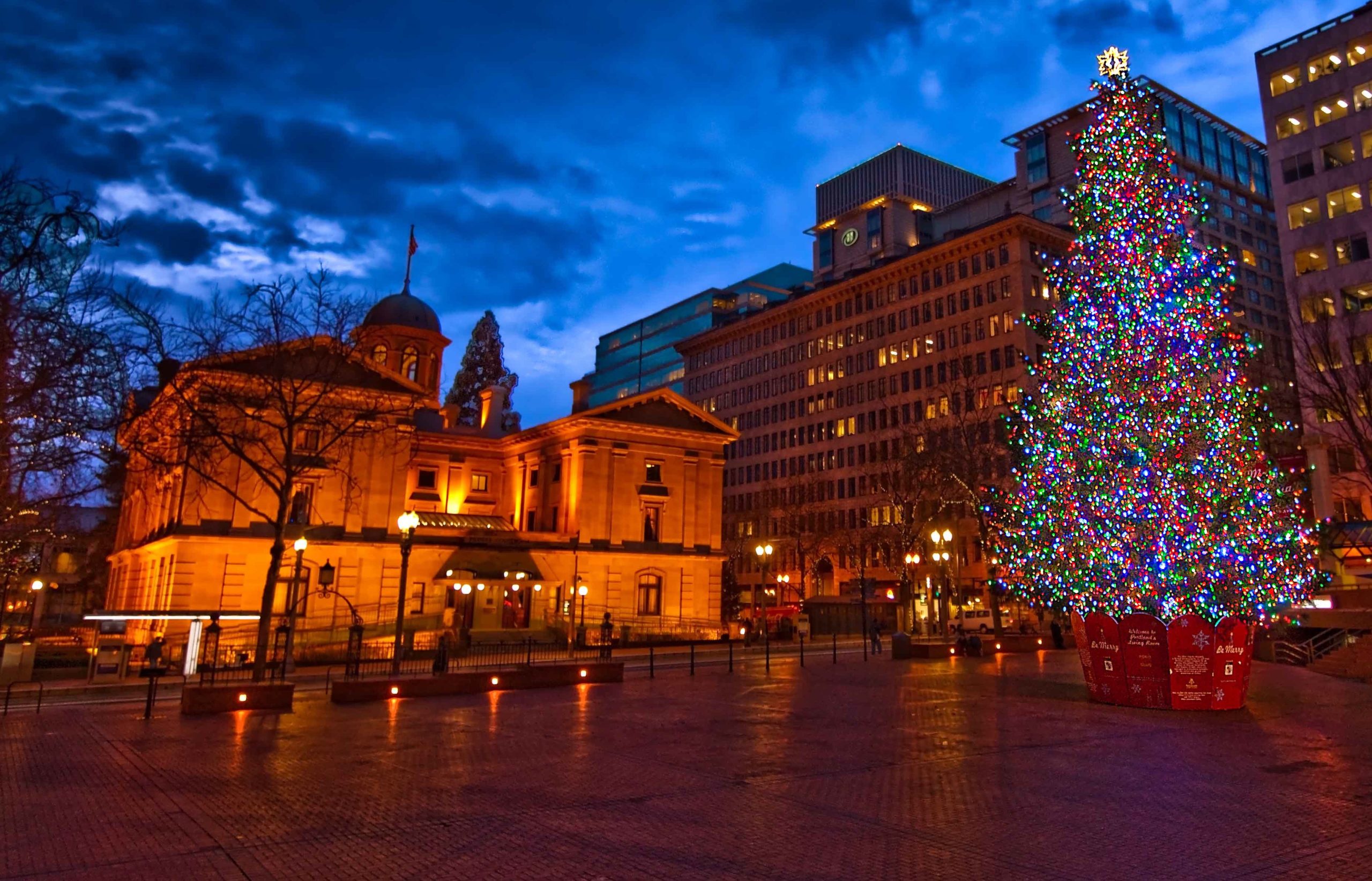The Holiday Season Returns to Our City’s Living Room
