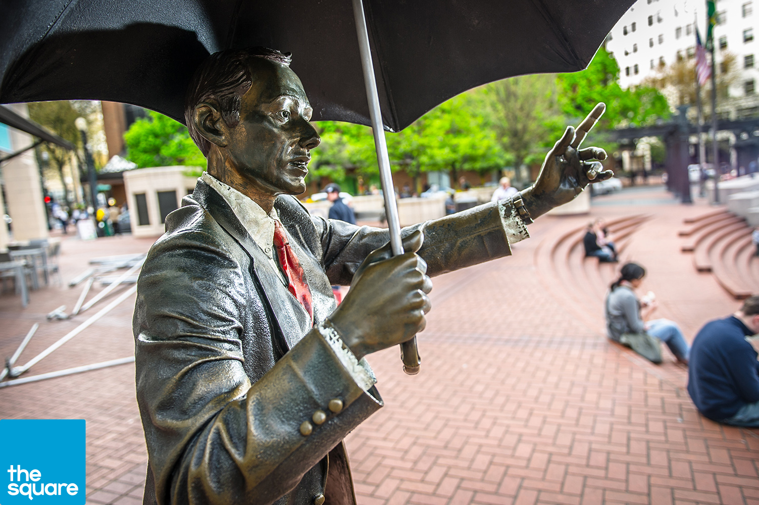 Allow Me - Serving as a signature Portland icon, this bronze life-sized sculpture of a man offering his umbrella, was created by nationally known artist J. Seward Johnson of Princeton, New Jersey. The sculpture joins a number of Johnson's works in public spaces in cities such as New York, Kansas City, Los Angeles and Oakland, California.