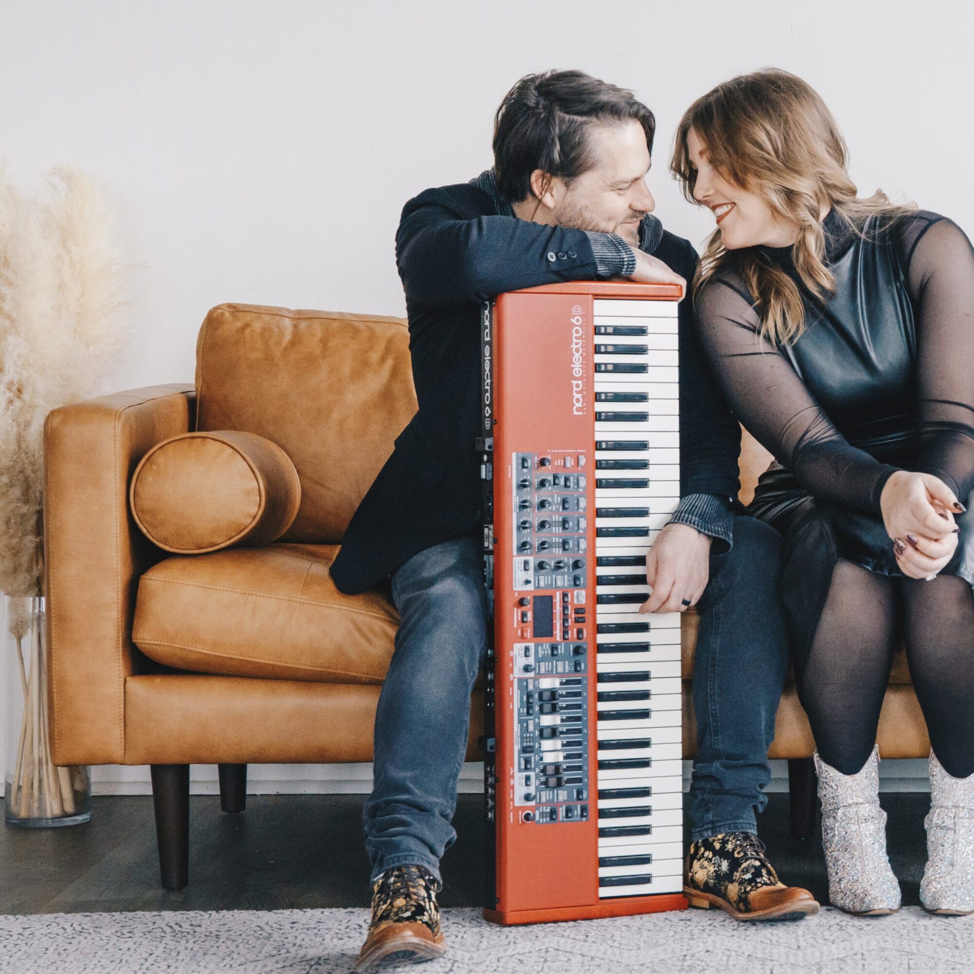 Holidays on Downtown’s Transit Mall – Story & Tune at 6th + Main